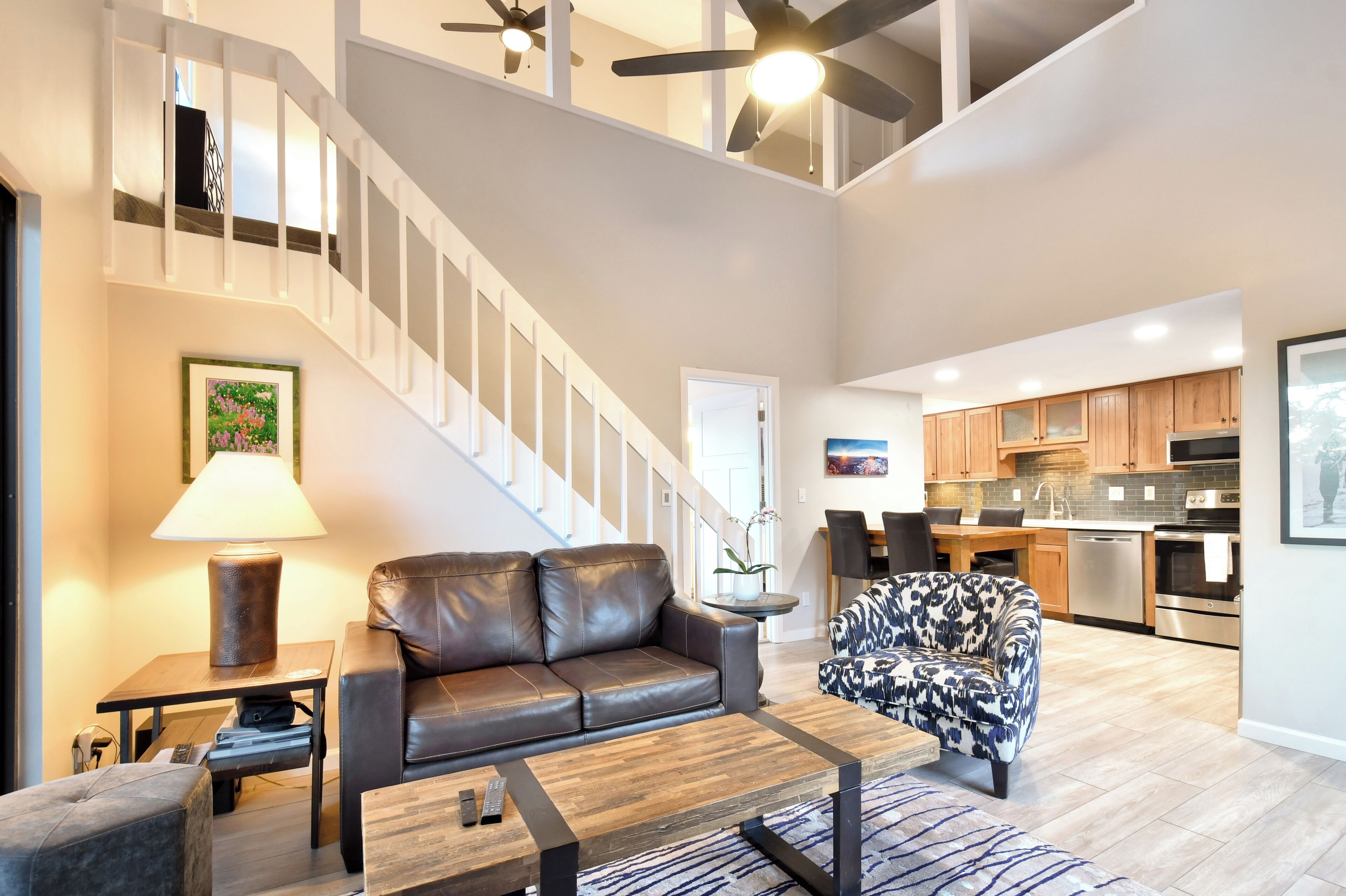 高級公寓客房, 山景 | 起居區