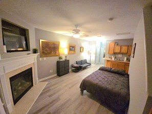 1 Schlafzimmer, Schreibtisch, Bügeleisen/Bügelbrett, WLAN