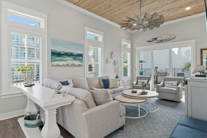 Talo (5 Bedrooms) | Sisätilat