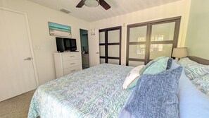 1 makuuhuone, työpöytä, silitysrauta/-lauta, Wi-Fi