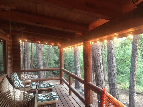 Gorgeous Full-Log Cabin in the Pines directly on Tonto Creek 