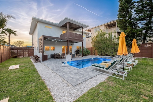 Beach Luxury | Pool, Spa, Steam Shower, Game Room