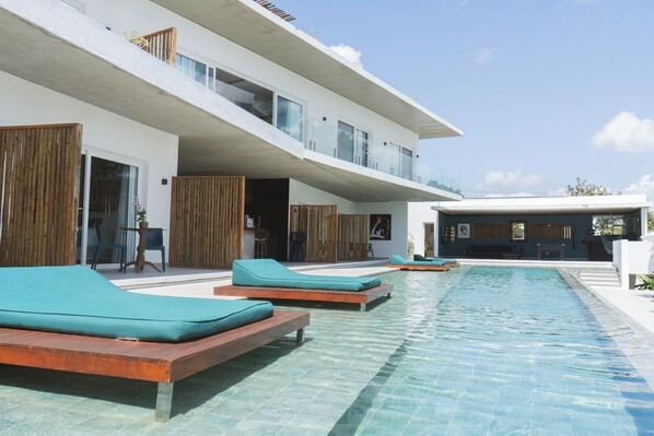 บริเวณภายนอก