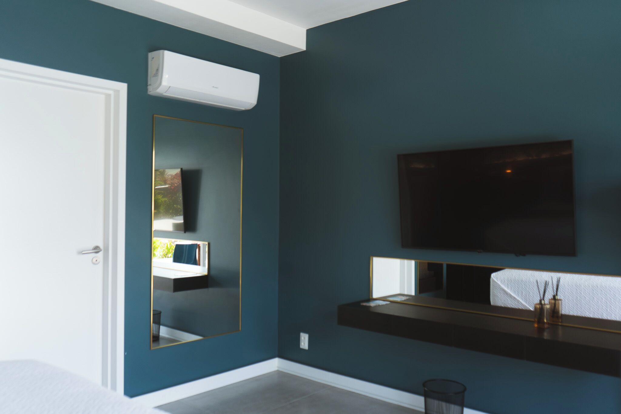 Habitación doble de diseñador, vista a la alberca | Wifi gratis 