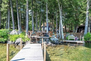 Terrace/patio - Private Dock, Boat Access & Sunrise Views (Meredith)