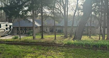 Spacious 4-bedroom, 2-1/2 bath, 2,700 sq ft, wooded one acre lot