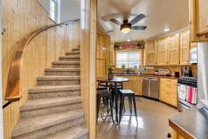 Microwave, oven, stovetop, dishwasher