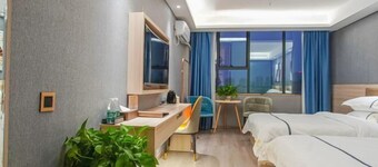 Longqiao Hotel (Yichang Yiting Three Gorges Airport)