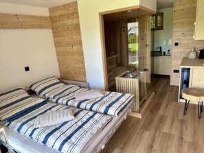 Schallisolierte Zimmer, Internetzugang, Bettwäsche