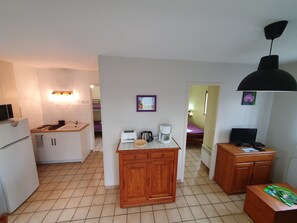 Fridge, microwave, coffee/tea maker, toaster