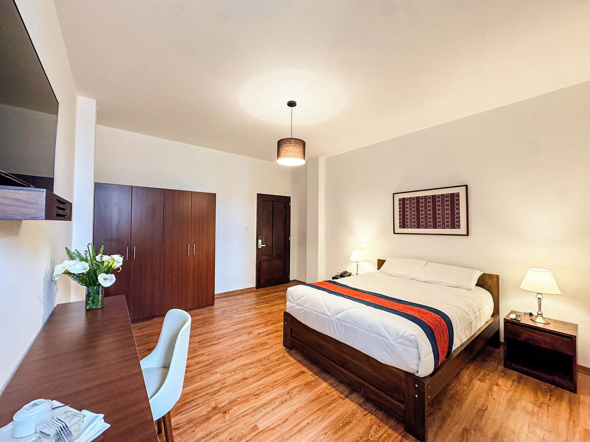 Singola Standard | Una scrivania, postazione laptop, Wi-Fi gratuito