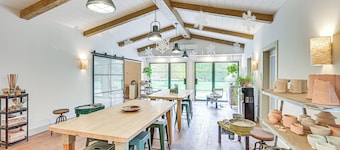 8 Mi to Lake Michigan: Creative Retreat w/ Deck!