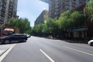 Unclassified image, 3 of 12, button - Jitai Hotel (Shanghai Hongkou Football Stadium) (Shanghai)