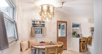 Delightful & Well Provisioned 3 Bedroom Home in Ideal Location