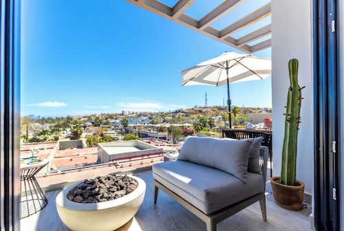 2-bedroom Penthouse in the Art District of San José del Cabo.