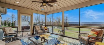 Heavenly View Luxury with Country Charm Sleeps 16 Game Room in Hedgesville WiFi