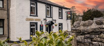 クレイヴン ハイファー アット ステインフォース