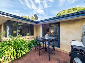 Outdoor dining - Glenn-na-mara | Gnarabup (Margaret River)