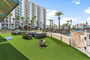 Outdoor dining - Coastal Views | Resort Pool | Sleeps 6 in Destin (Destin)