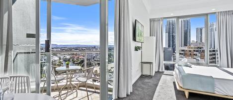 2 bedrooms, in-room safe, iron/ironing board, free WiFi