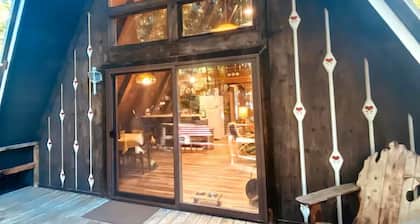 Beautiful Ski Chalet with Sauna near Harbor Springs