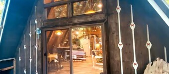 Beautiful Ski Chalet with Sauna near Harbor Springs