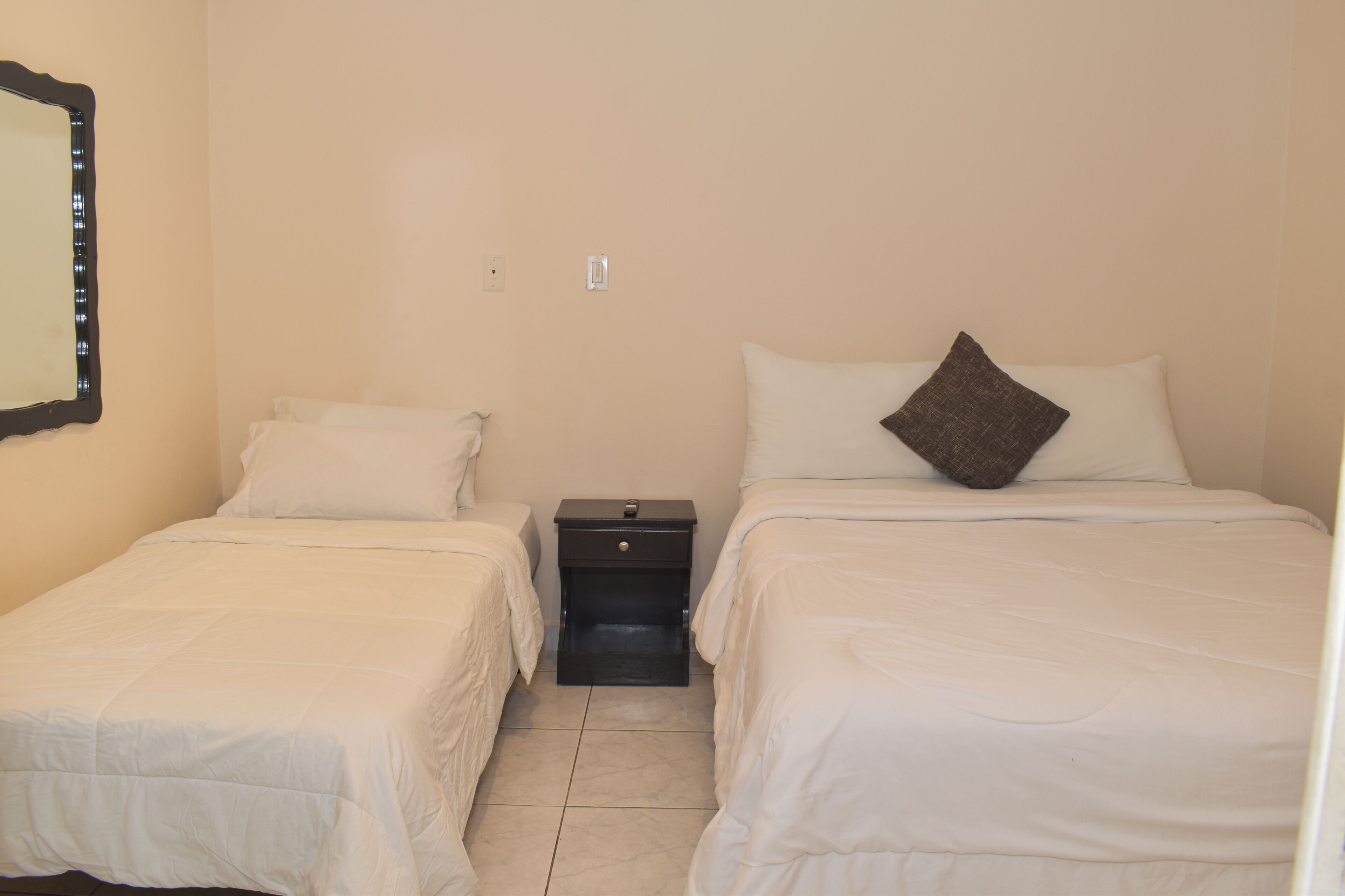 Exklusivt tvåbäddsrum | Skrivbord och gratis wi-fi