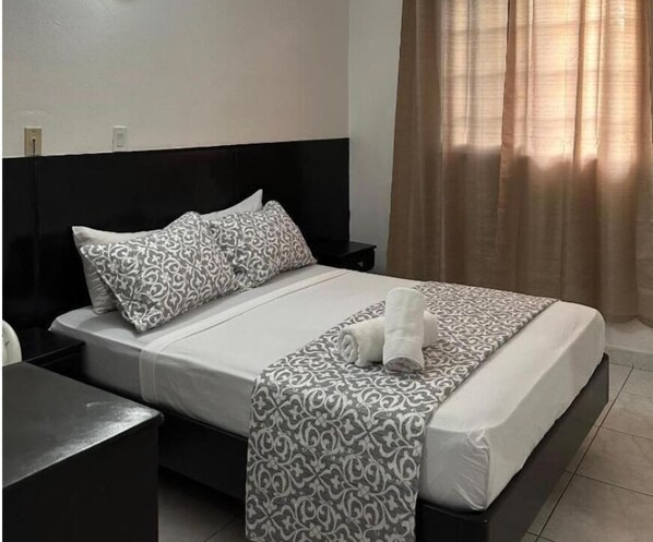 Standard Double Room | Desk, free WiFi - Hotel Blue Costa Panama (Panama City)