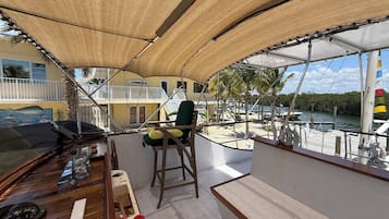 Bar (en la propiedad)