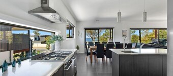 Sunrise Waters overlooking the popular Purtle Park. Groups, skiers, golfers, take note.