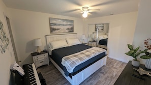 2 bedrooms, in-room safe, iron/ironing board, travel crib