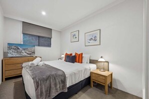 Unclassified image, 3 of 22, button - Lantern 13 - Deluxe Terrace (Thredbo)