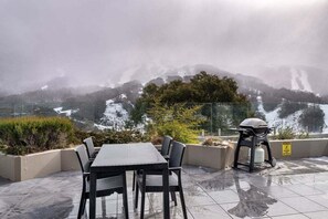 Outdoor dining - Lantern 14 - Terrace (Thredbo)