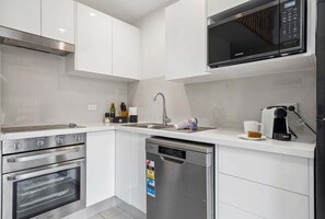 Microwave, oven, stovetop, dishwasher