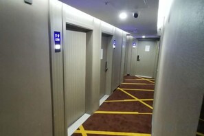 Unclassified image, 5 of 23, button - Zuo'an Hotel (Shijiazhuang North Station, Provincial People's Hospital Branch) (Shijiazhuang)