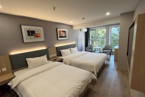 Zuo'an Hotel (Shijiazhuang North Station, Provincial People's Hospital Branch)