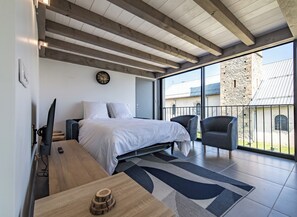 2 Schlafzimmer, Reisekinderbett, Bettwäsche