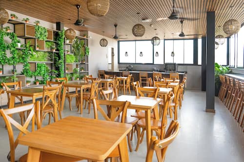 Petit déjeuner préparé sur commande servi tous les jours en supplément