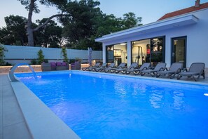 Outdoor pool, a heated pool - Villa Lavanda II (Brodarica)