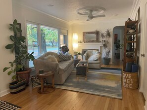 تلفزيون ذكي