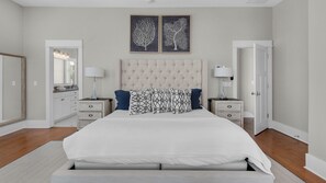 House, Multiple Beds, Balcony, Garden View (The Bee's Knees) | 5 bedrooms, individually decorated, individually furnished, bed sheets