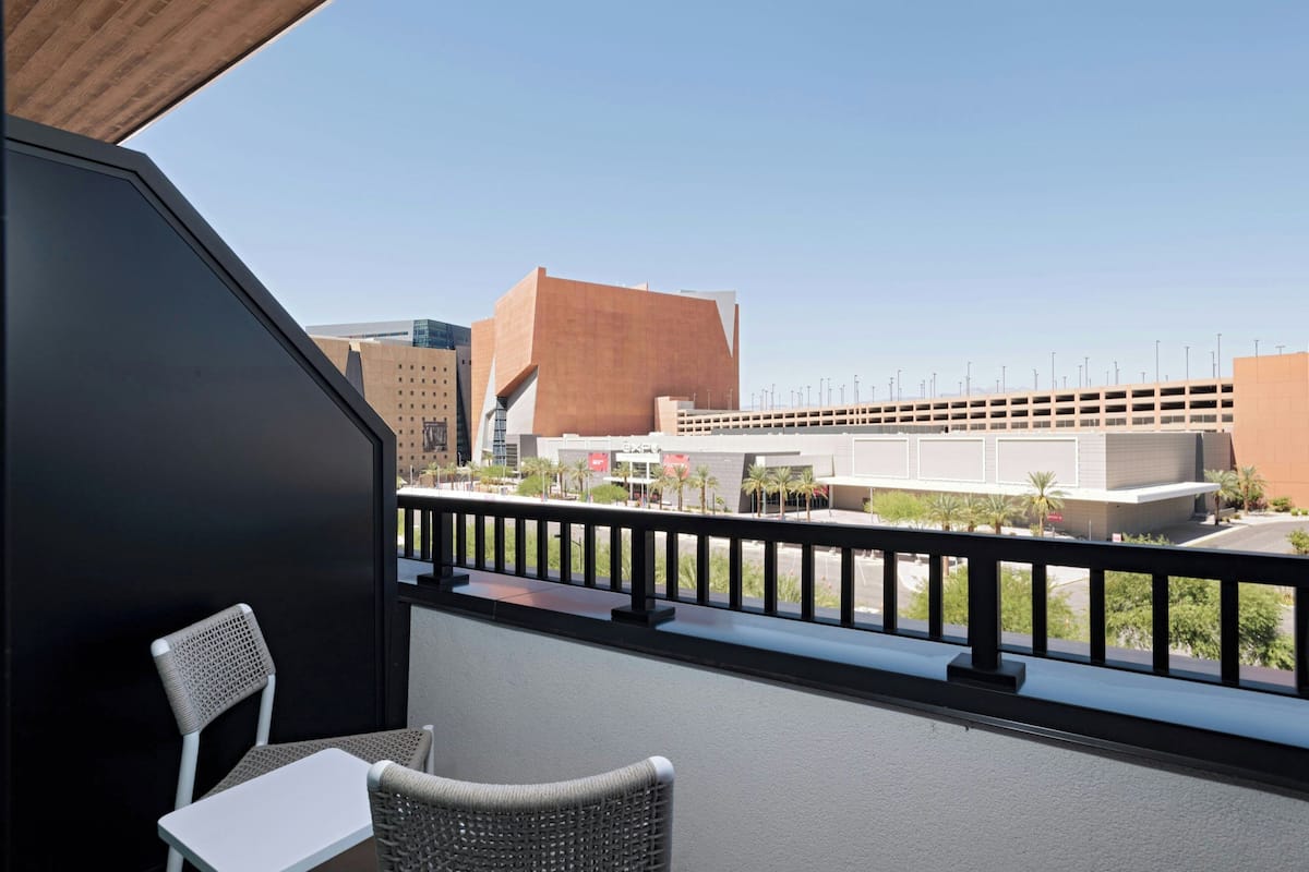 Superior Room, 1 King Bed, Balcony | Desk, laptop workspace, blackout drapes, iron/ironing board