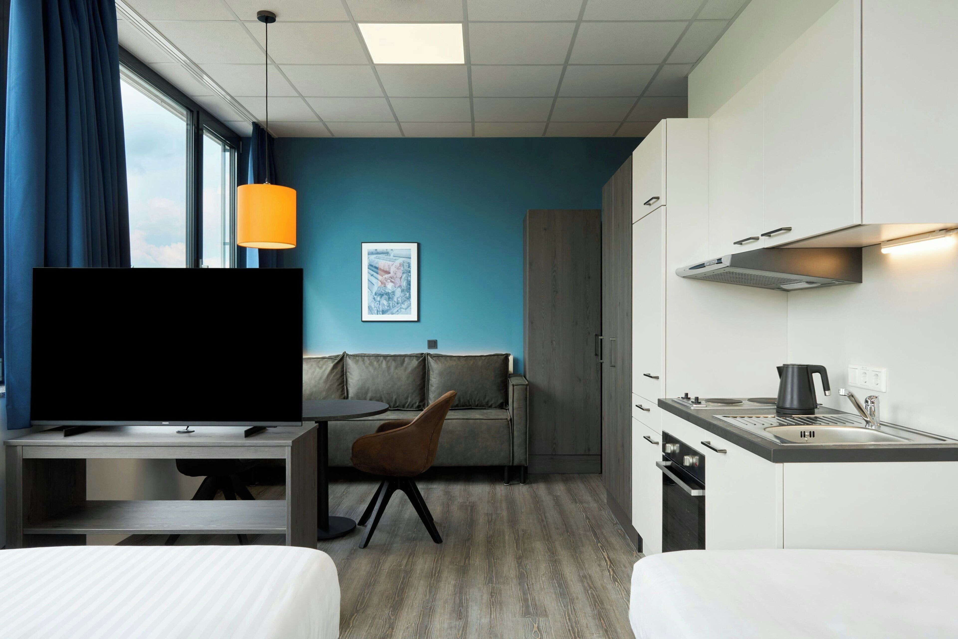 Studio, 2 Einzelbetten (Guest room, Sofa bed) | Eigene Küche | Wasserkocher, Esstisch