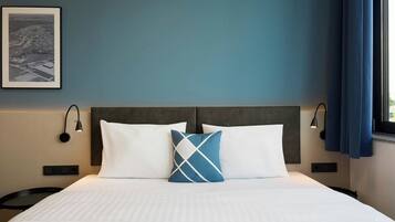 Standardzimmer, 1 King-Bett | Minibar, laptopgeeigneter Arbeitsplatz, Verdunkelungsvorhänge