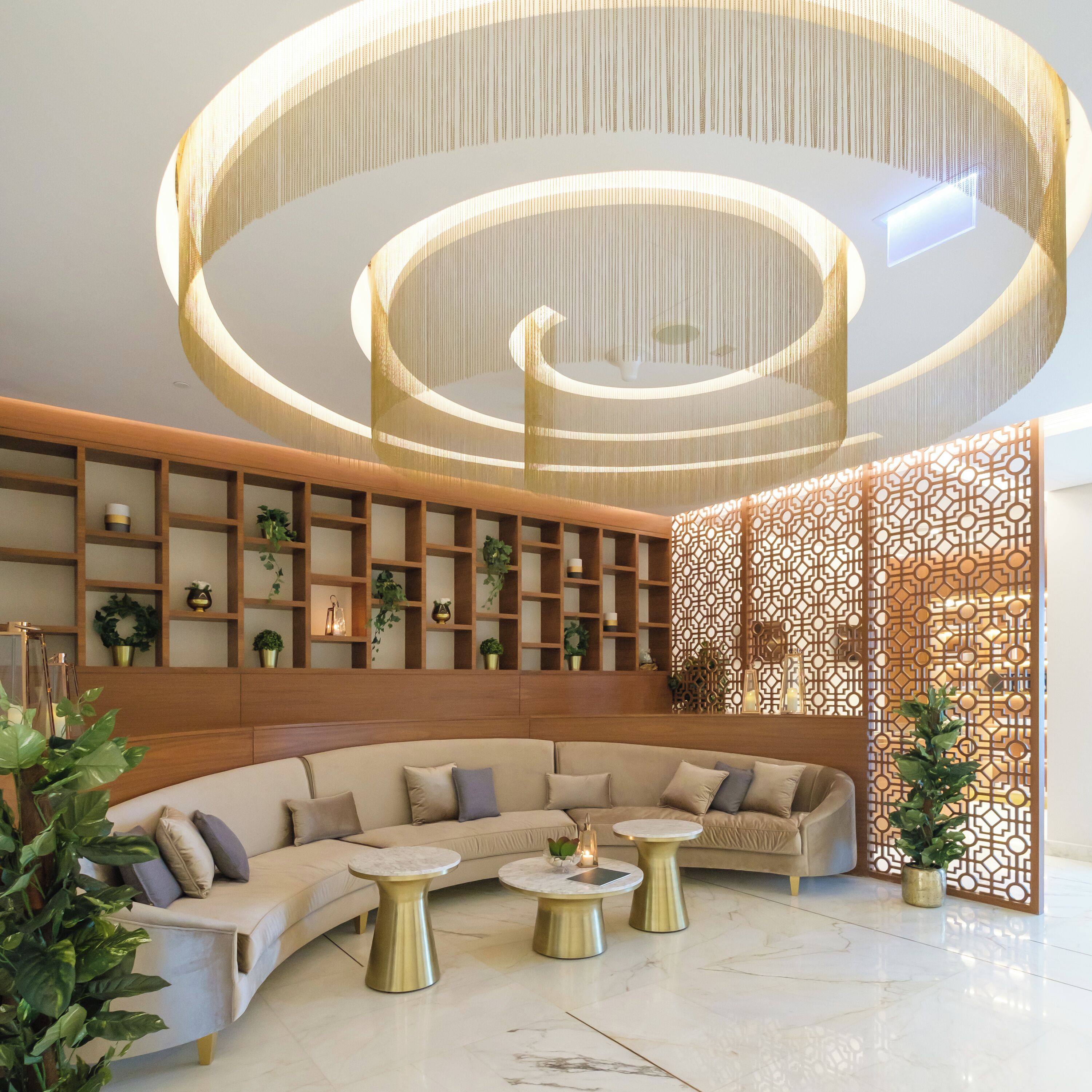 Un sauna, una bañera de hidromasaje, baño turco, tratamientos corporales