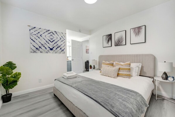 1 bedroom, iron/ironing board, free WiFi, bed sheets