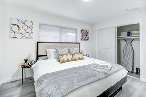 2 bedrooms, iron/ironing board, free WiFi, bed sheets