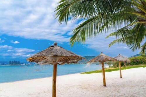 Meili Shiguang Holiday Hotel