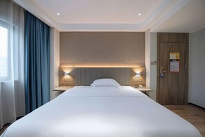 Room - 7Days Inn Youpin Hotel (Hezhou High-speed Railway Station Fu'anju) (Hezhou)