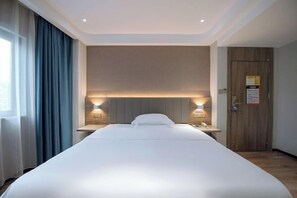 Room - 7Days Inn Youpin Hotel (Hezhou High-speed Railway Station Fu'anju) (Hezhou)